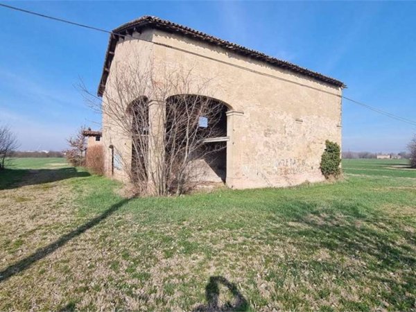 casa indipendente in vendita a Modena in zona San Lazzaro / Modena Est