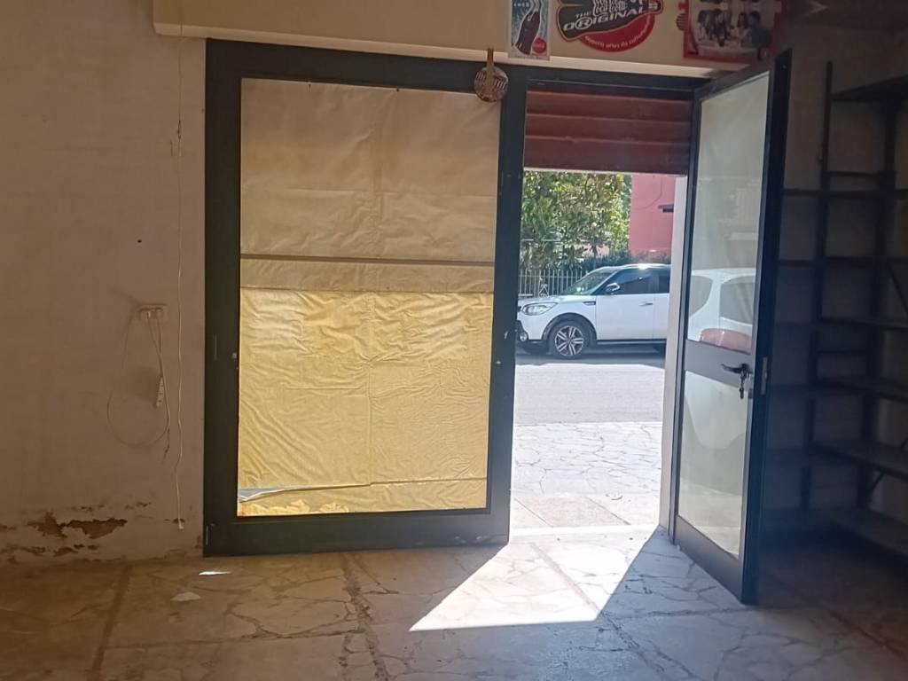 locale di sgombero in vendita a Modena in zona Buon Pastore