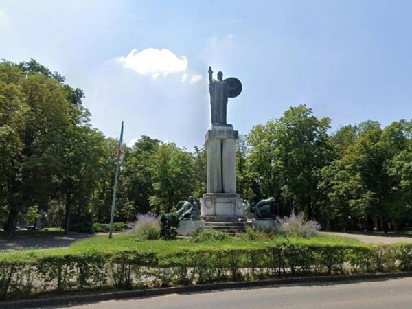 appartamento in vendita a Modena in zona Centro Storico