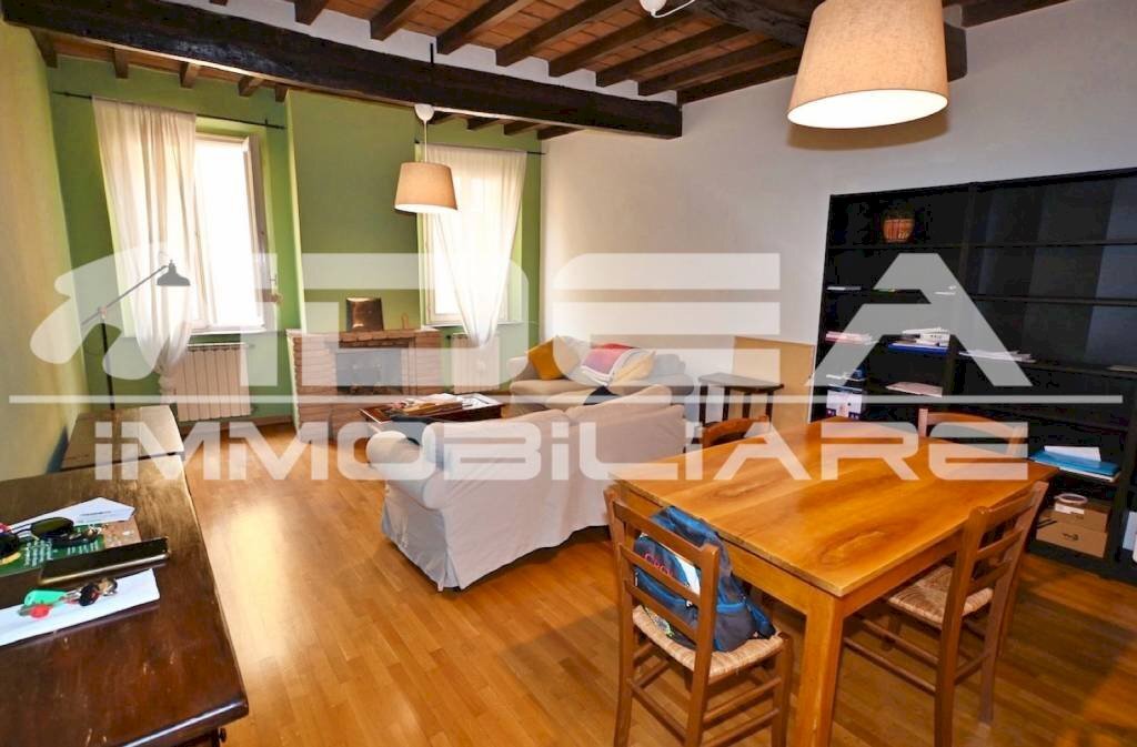 appartamento in vendita a Modena in zona Centro Storico