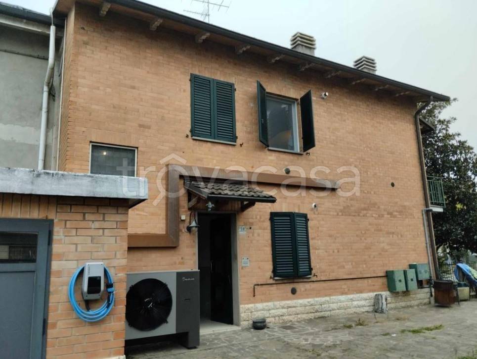 appartamento in vendita a Modena in zona San Lazzaro / Modena Est