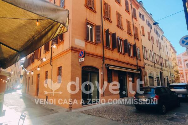 appartamento in vendita a Modena in zona Centro Storico