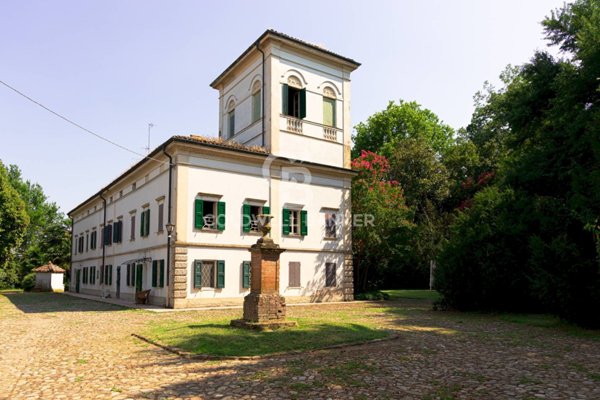 villa in vendita a Modena in zona San Donnino