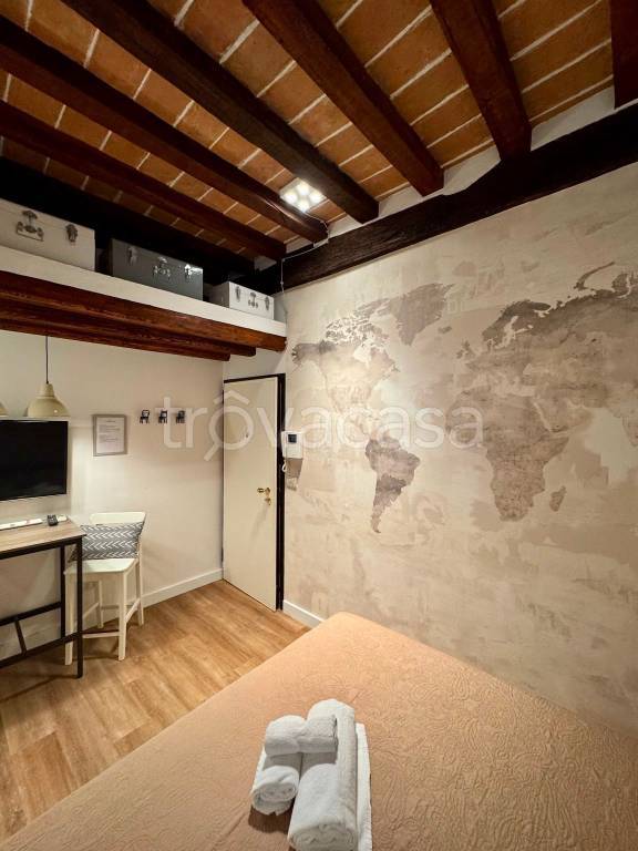 appartamento in vendita a Modena in zona Centro Storico