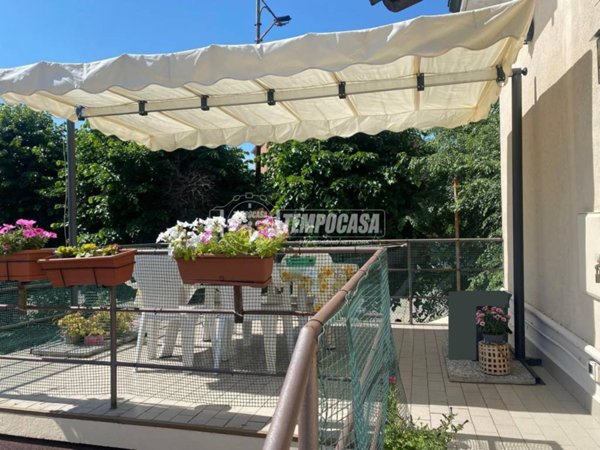 appartamento in vendita a Modena in zona Vaciglio