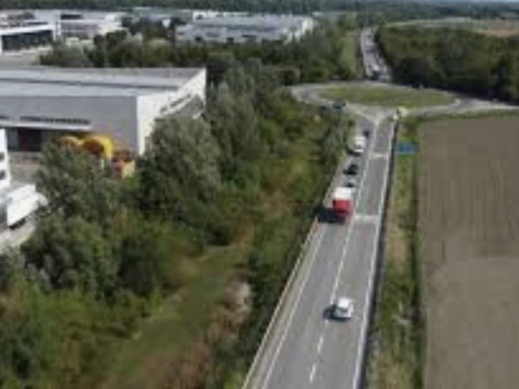 terreno edificabile in vendita a Modena in zona San Lazzaro / Modena Est