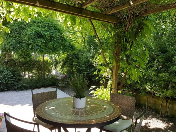 appartamento in vendita a Modena in zona Vaciglio