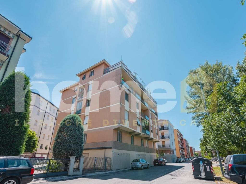 appartamento in vendita a Modena in zona San Faustino