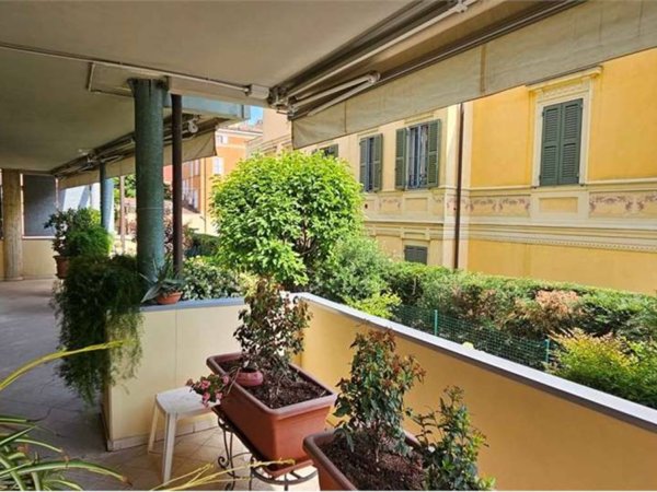 appartamento in vendita a Modena in zona Centro Storico