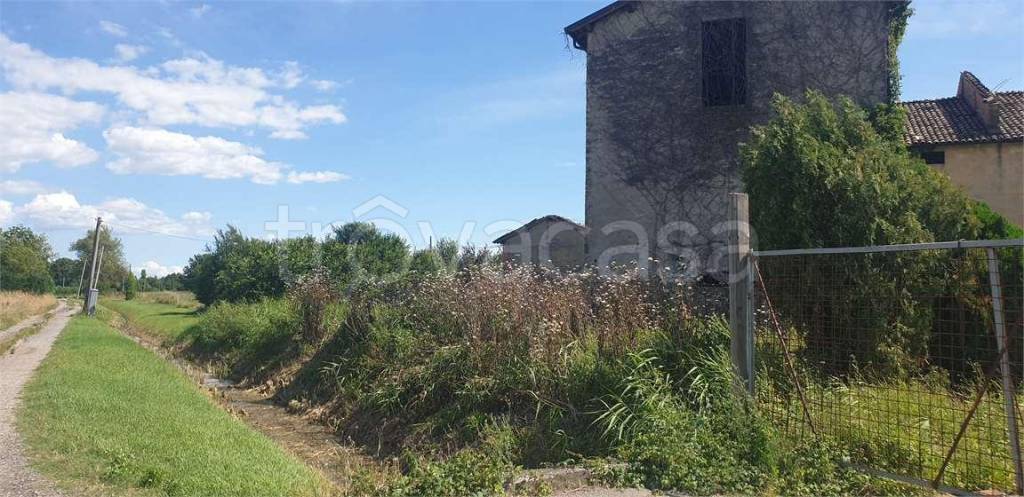 casa indipendente in vendita a Modena in zona Cognento