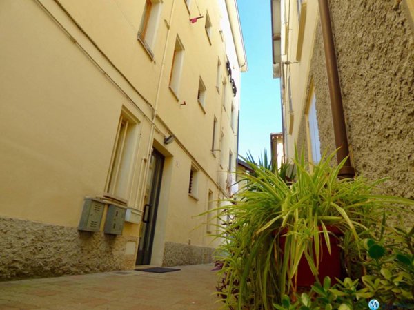 appartamento in vendita a Modena in zona Madonnina / Quattro Ville