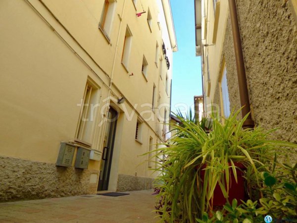 appartamento in vendita a Modena in zona Madonnina / Quattro Ville