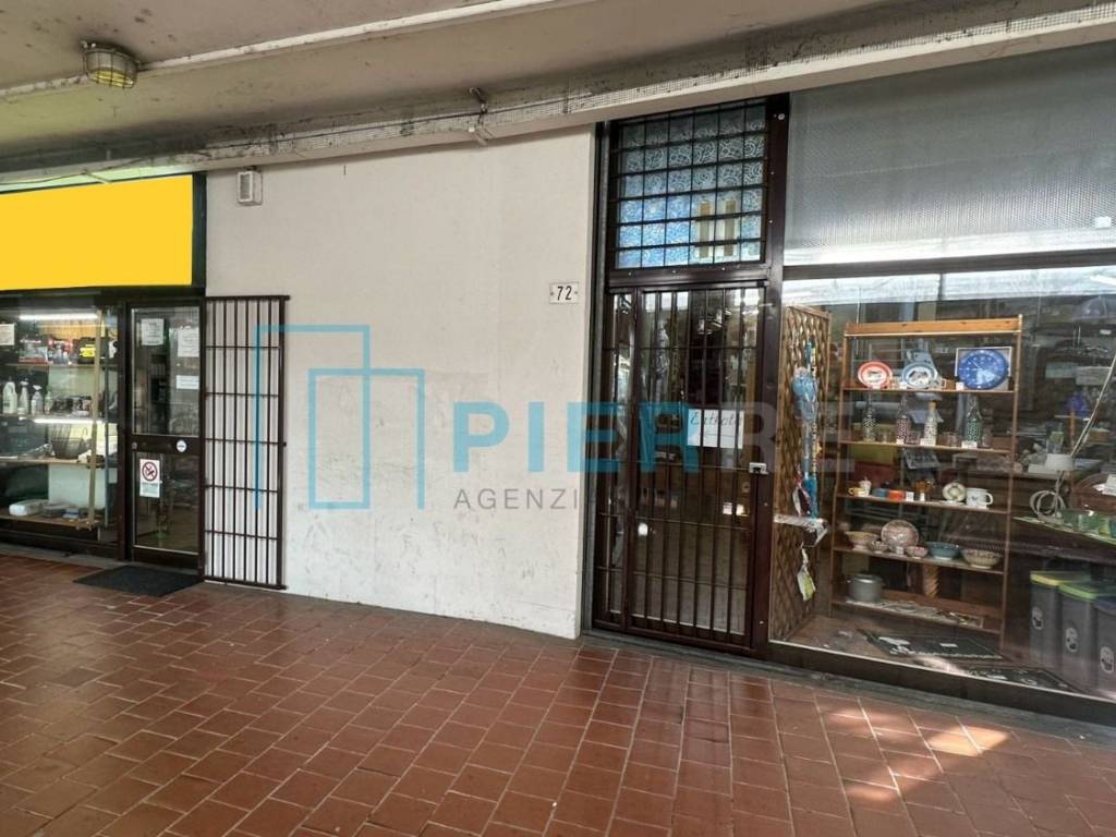 negozio in vendita a Modena in zona Sant'Agnese