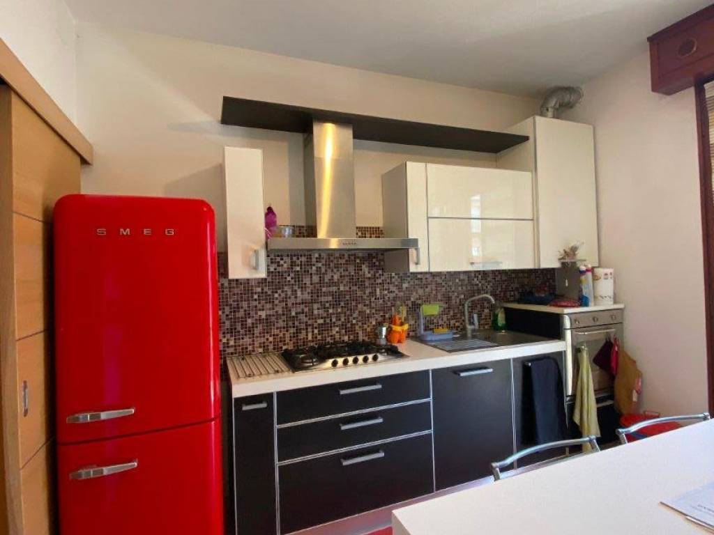 appartamento in vendita a Modena in zona Crocetta