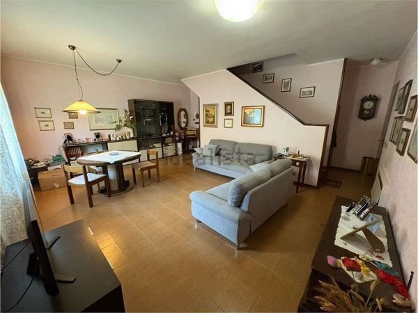 casa indipendente in vendita a Modena in zona Sant'Agnese
