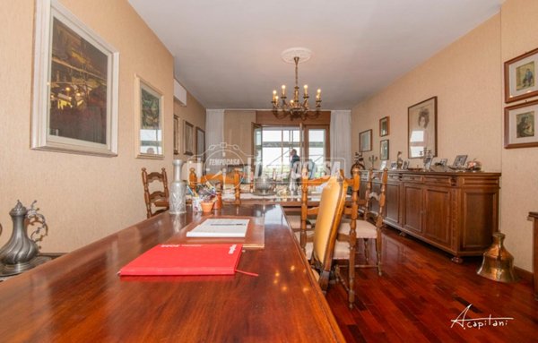 appartamento in vendita a Modena in zona Madonnina / Quattro Ville