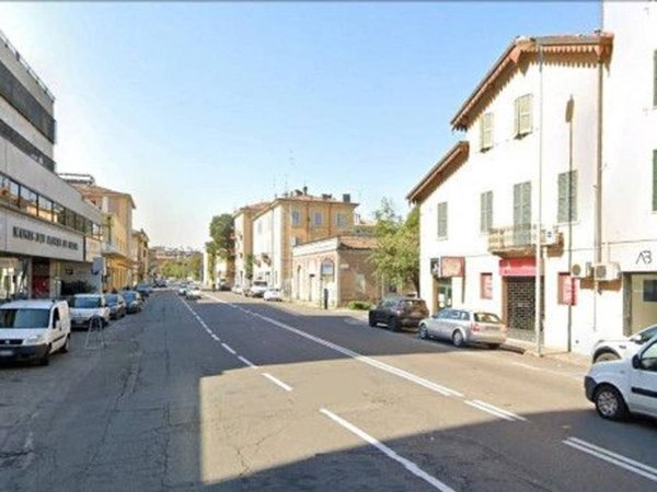 negozio in vendita a Modena in zona Sant'Agnese