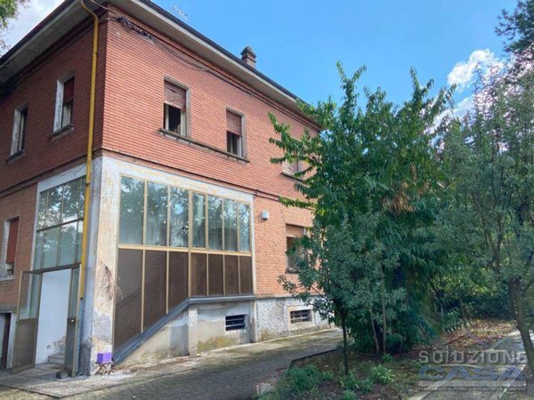 casa indipendente in vendita a Modena in zona Ganaceto
