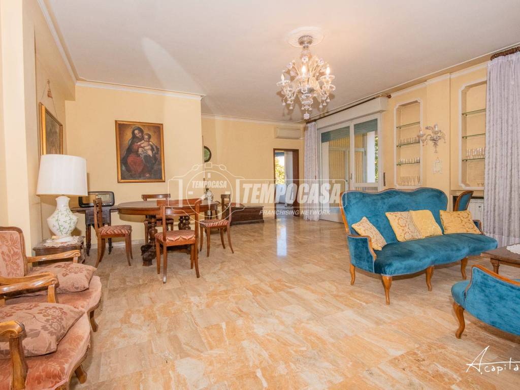 appartamento in vendita a Modena in zona San Lazzaro / Modena Est