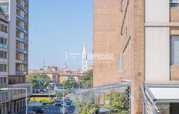 appartamento in vendita a Modena in zona San Lazzaro / Modena Est