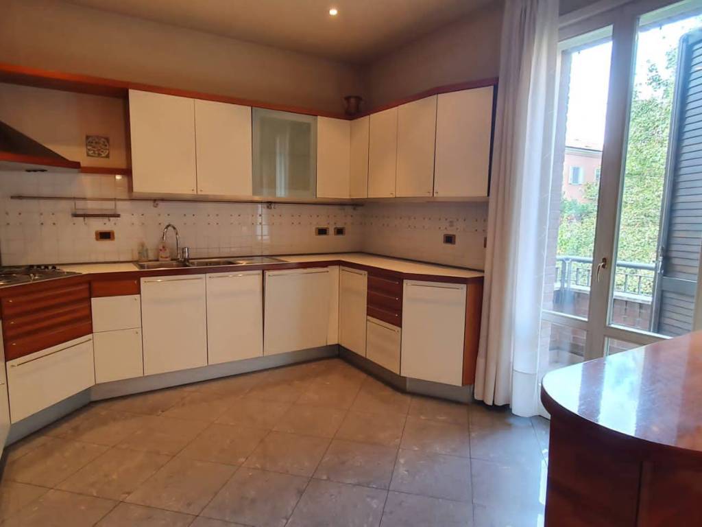 casa indipendente in vendita a Modena in zona Baggiovara