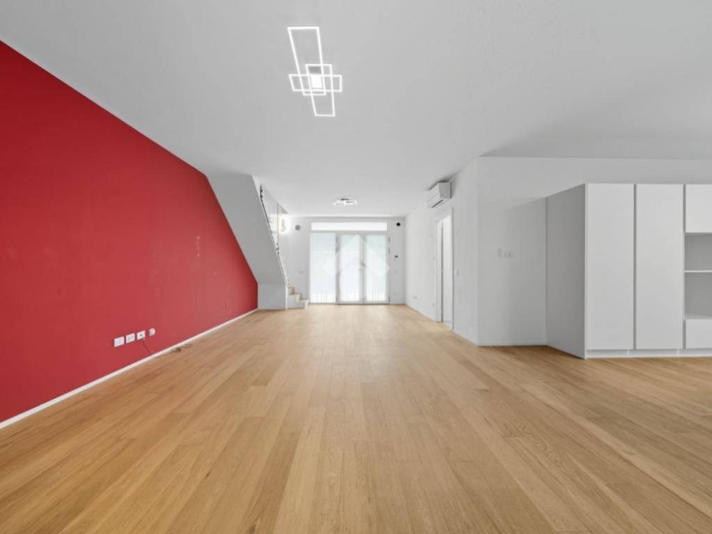 casa semindipendente in vendita a Modena in zona Vaciglio