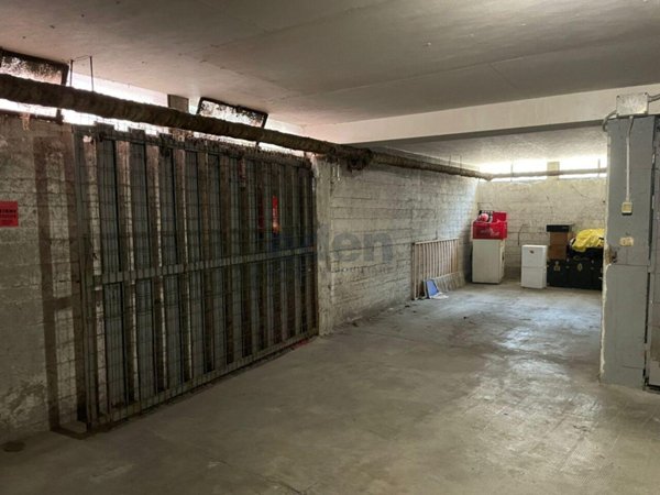 appartamento in vendita a Modena in zona Madonnina / Quattro Ville