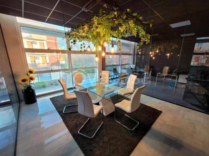 ufficio in vendita a Modena