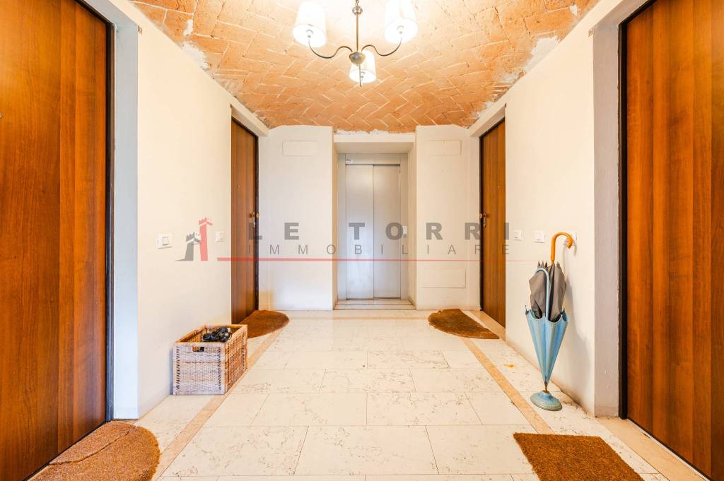 appartamento in vendita a Modena in zona Crocetta