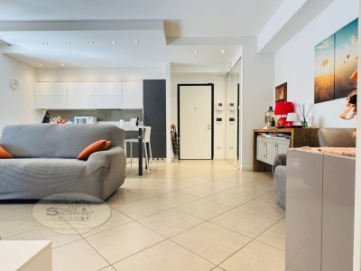 appartamento in vendita a Modena in zona Vaciglio