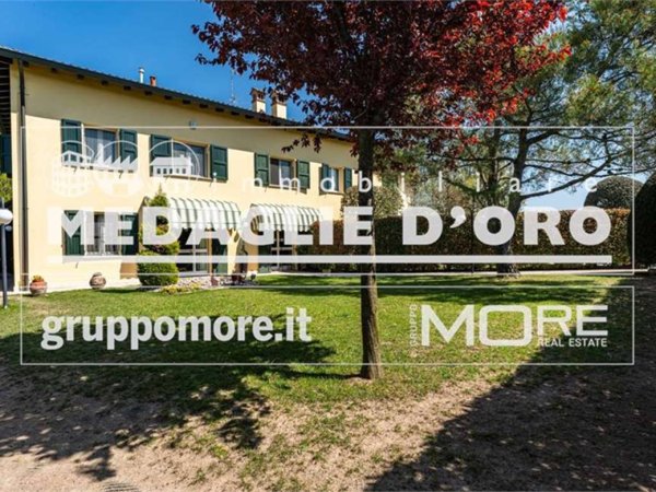 casa indipendente in vendita a Modena in zona Buon Pastore