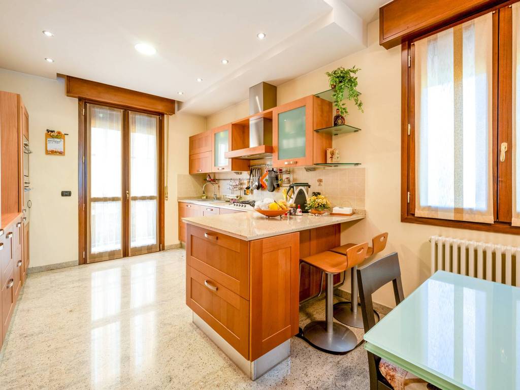 casa indipendente in vendita a Modena in zona Sant'Agnese