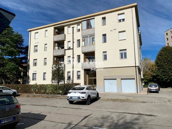 appartamento in vendita a Modena in zona Crocetta