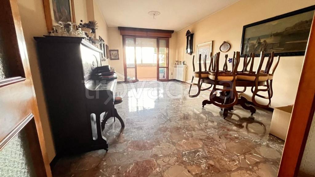 appartamento in vendita a Modena