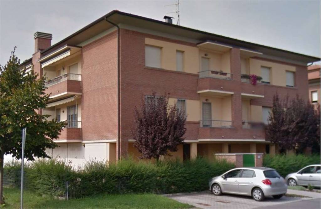 appartamento in vendita a Modena in zona Villanova