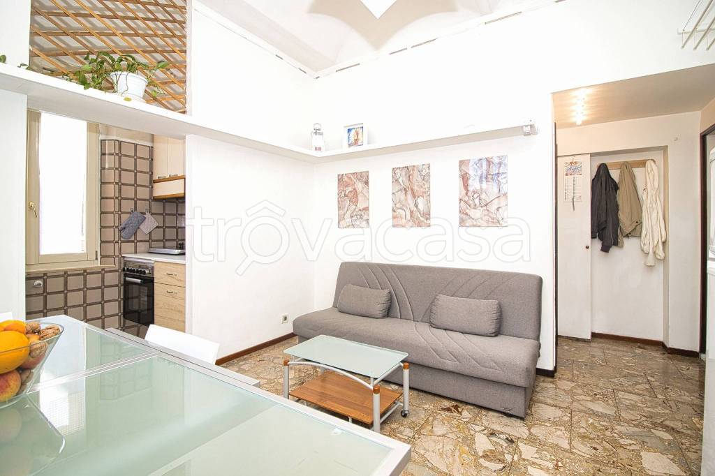 appartamento in vendita a Modena in zona Crocetta