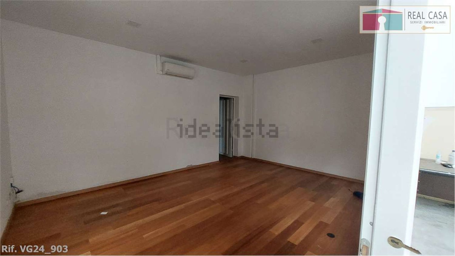 capannone in vendita a Modena in zona Madonnina / Quattro Ville