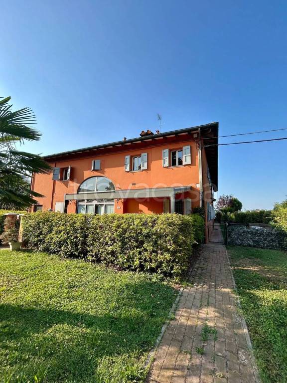 appartamento in vendita a Modena in zona San Lazzaro / Modena Est