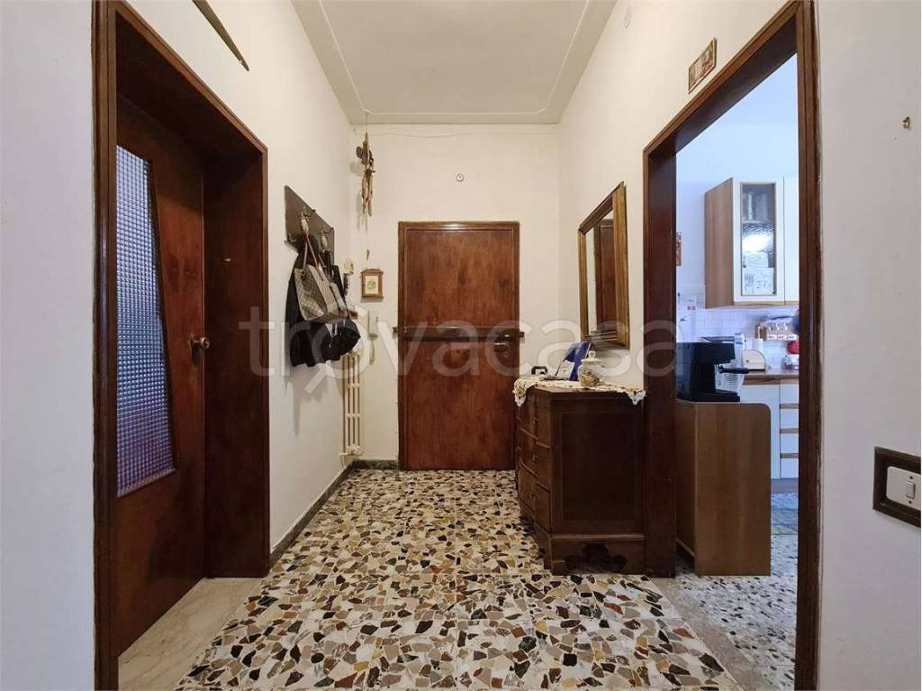 appartamento in vendita a Modena in zona San Lazzaro / Modena Est