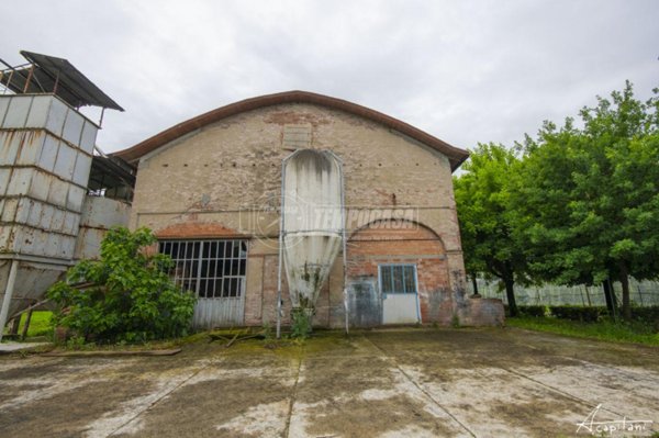 appartamento in vendita a Modena in zona Lesignana