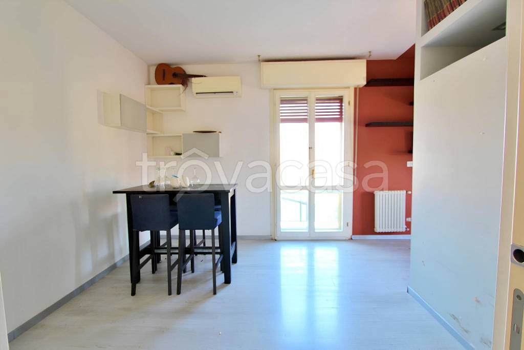 appartamento in vendita a Modena in zona Madonnina / Quattro Ville