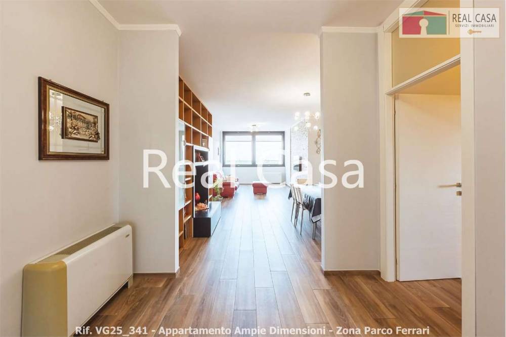 appartamento in vendita a Modena in zona Centro Storico