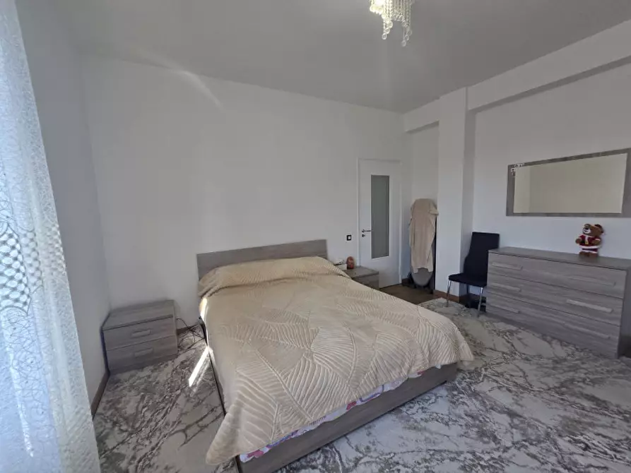 appartamento in vendita a Modena in zona Crocetta