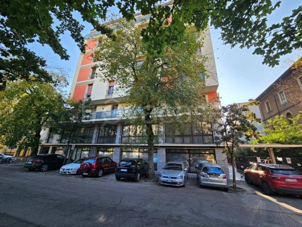 ufficio in vendita a Modena in zona Sant'Agnese