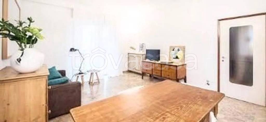 appartamento in vendita a Modena in zona San Lazzaro / Modena Est