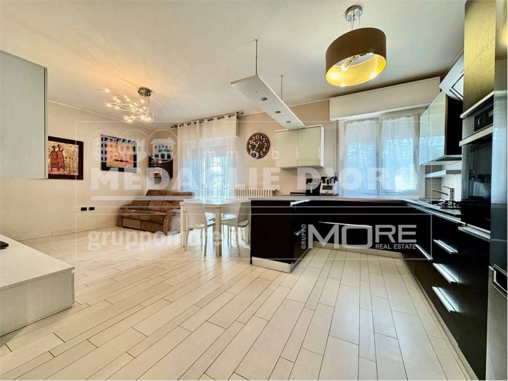 appartamento in vendita a Modena in zona San Lazzaro / Modena Est