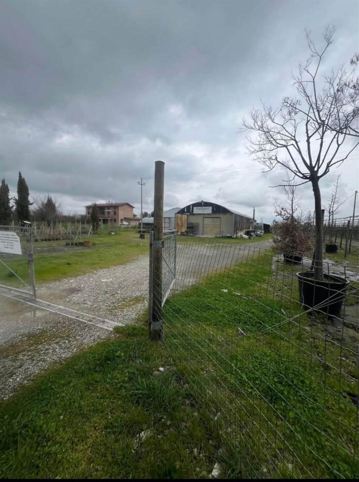 terreno edificabile in vendita a Modena in zona Sant'Agnese
