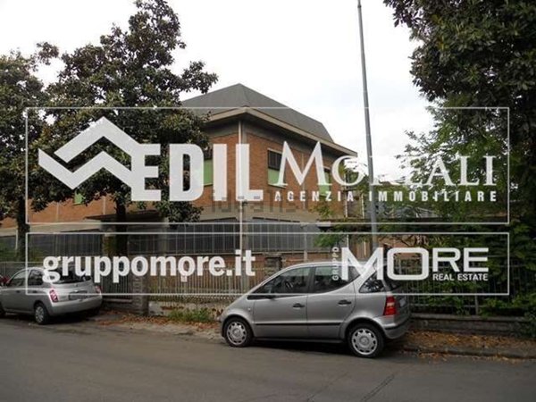 capannone in vendita a Modena in zona Madonnina / Quattro Ville