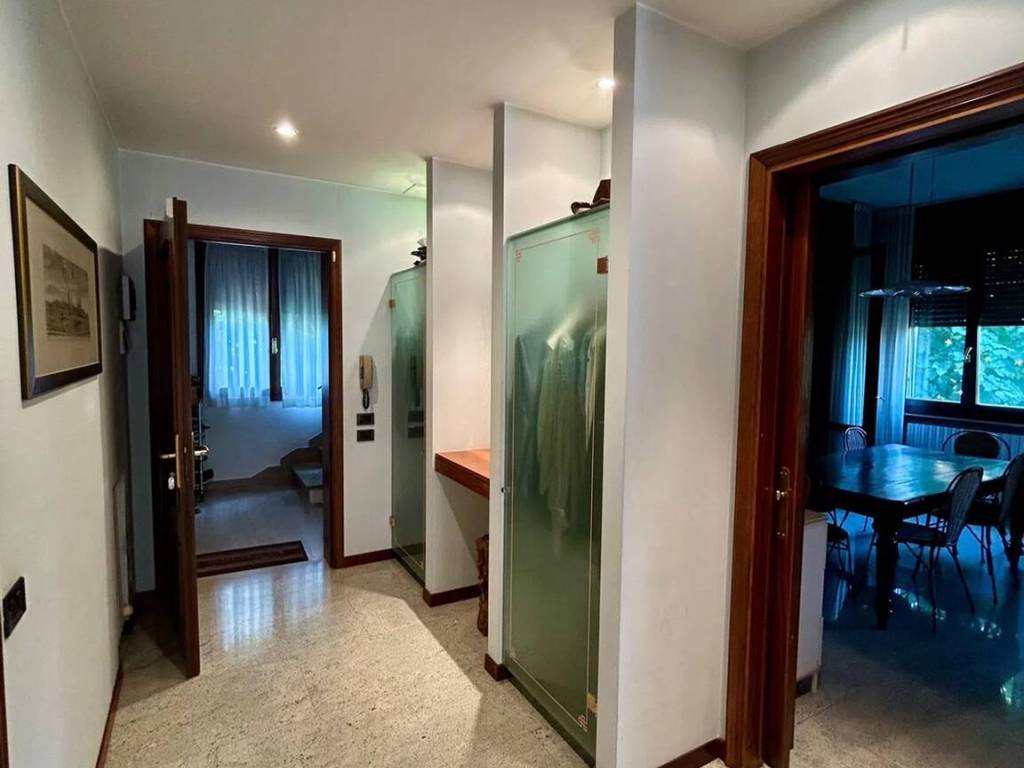 casa indipendente in vendita a Modena in zona Crocetta