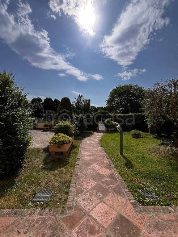 appartamento in vendita a Modena in zona Sant'Agnese